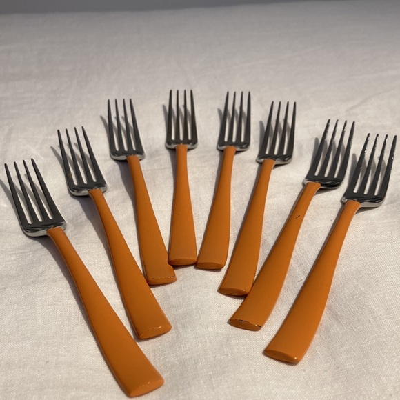Fiesta (8) salad forks orange utensils flatware - Picture 2 of 13